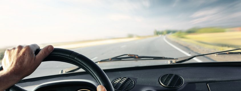 האם התקנת מערכת בטיחות לרכב הופכת את הנהיגה שלכם לבטוחה יותר?